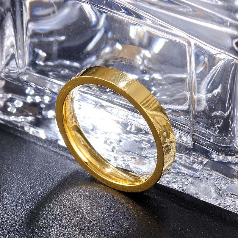 Cincin Tunangan Cincin Nikah Emas Antikarat Pria dan Wanita