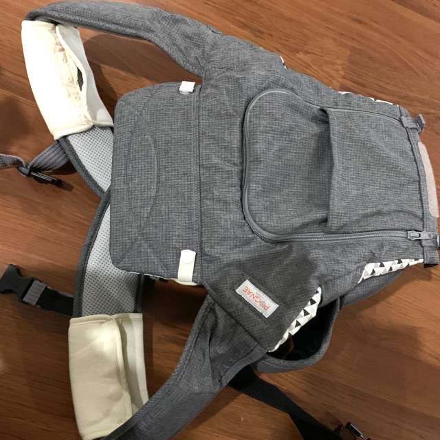 Pognae no 5 hipseat carrier
