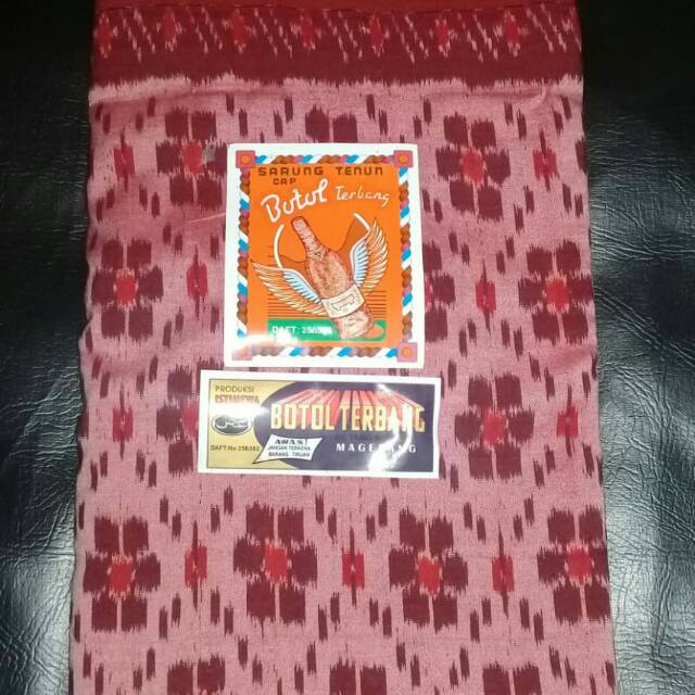 SARUNG TENUN BOTOL TERBANG