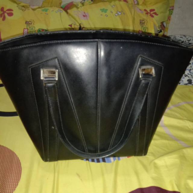 Tas wanita charles n keith