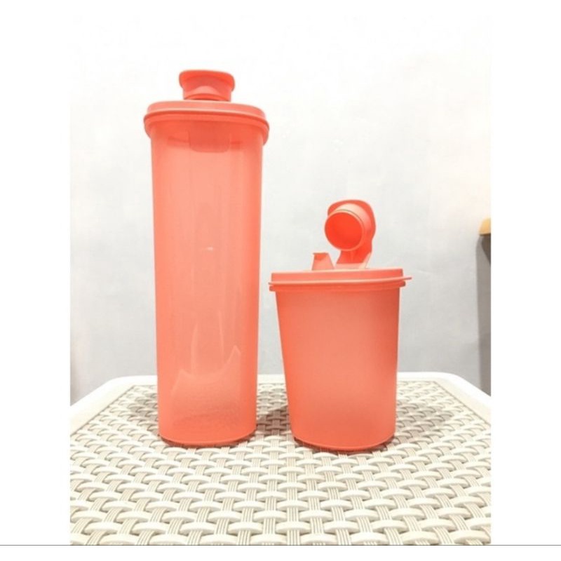 ezy pour tupperware