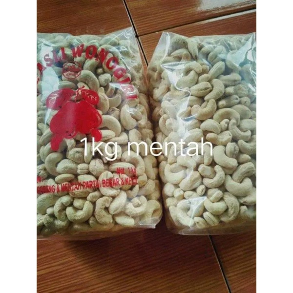 

Kacang Mede Asli Wonogiri Original Mentah 1000g