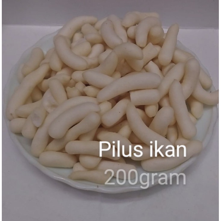 

Pilus ikan/cemilan/Snack/oleholeh/cemilan enak/cemilan murah/kue kering/pilus enak/pilus gurih/200gr