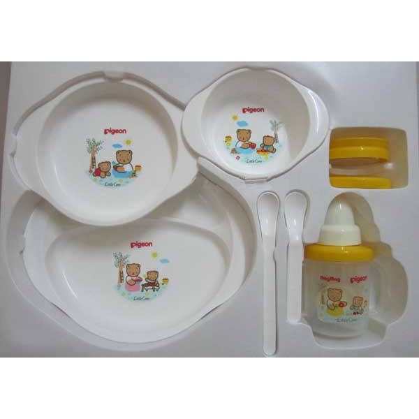 PIGEON Feeding Set With Training Cup | Perlengkapan Makan Bayi