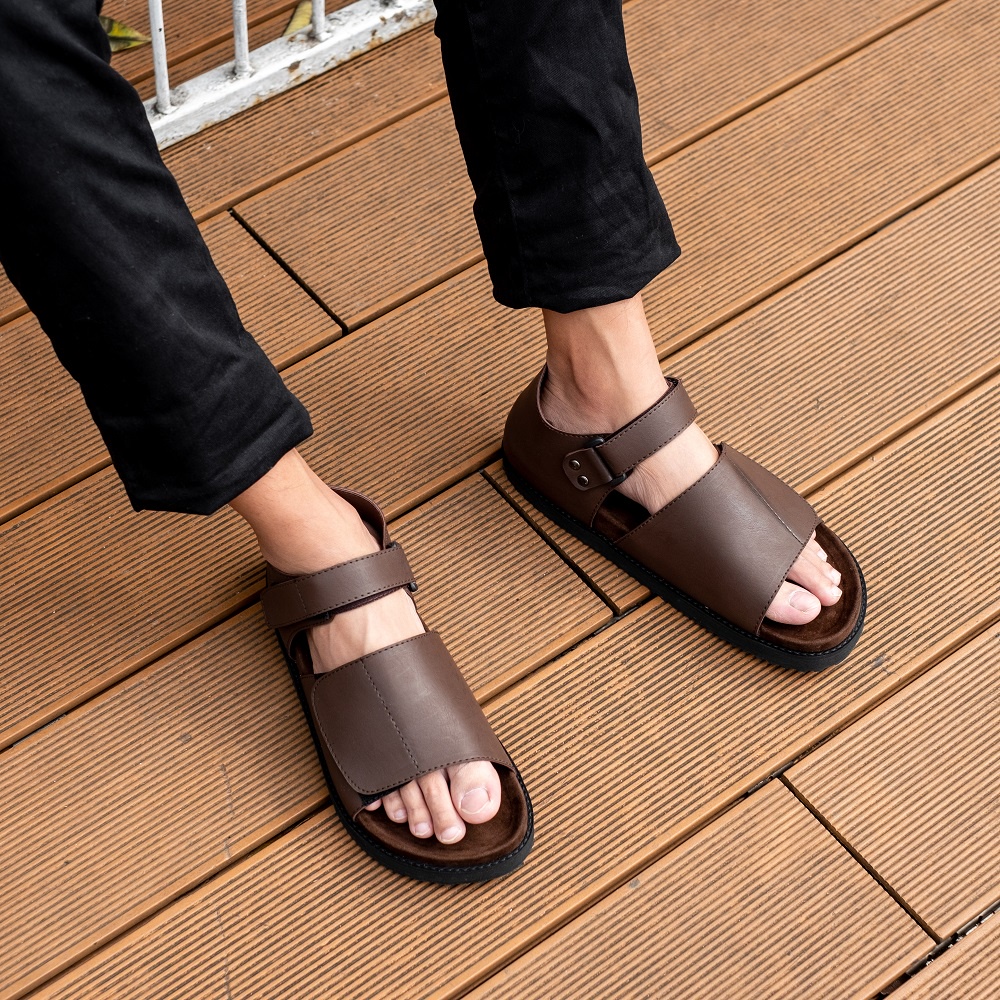 RORIN BROWN |ManNeedMe x GFLAMES| Sandal Jepit Pria Casual Sendal Slide ORIGINAL