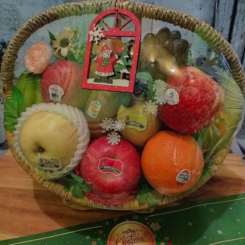 

Healthy Christmas Hampers | Parcel Natal |Parcel Buah - St. Monika