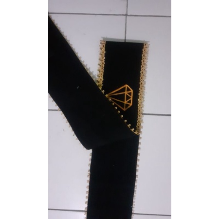 selmpang wisuda renda premium(2lapisan)