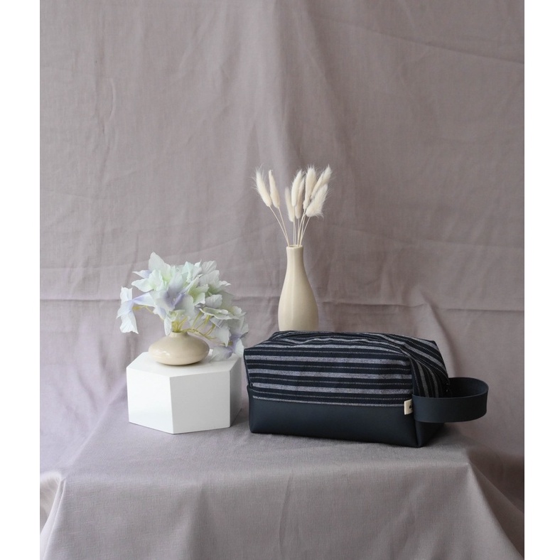 

Pouch Tenun Kulit Boxy Premium/Boxy tenun/Boxy kulit KEINA