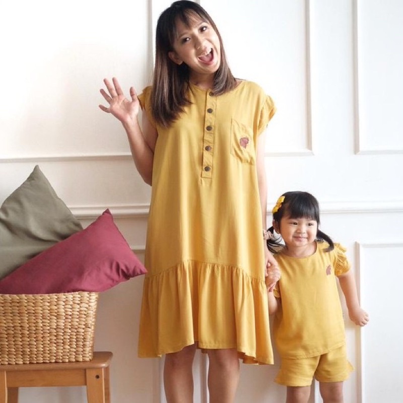 MOOI KIKA RUFFLE DRESS (MOM)/DASTER IBU