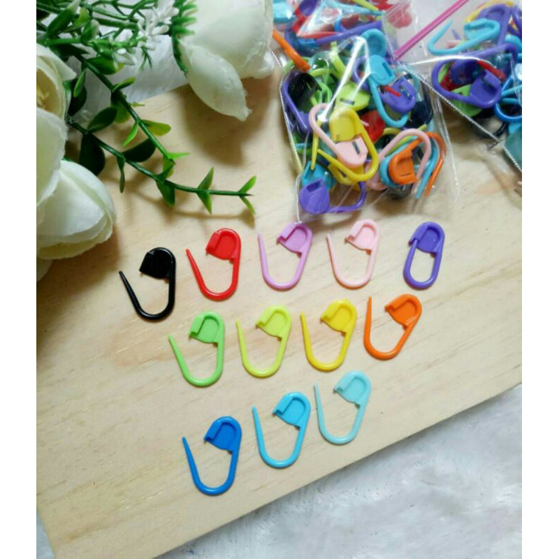 kokot udang plastik warna / kait plastik warna / 50peniti plastik