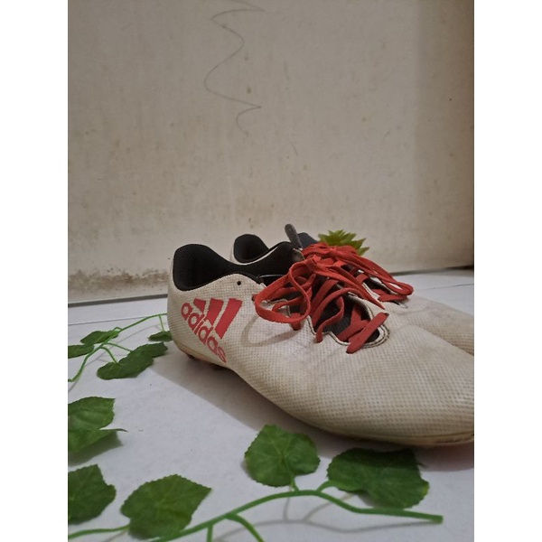 Sepatu Bola Adidas Predator Second (ORI)