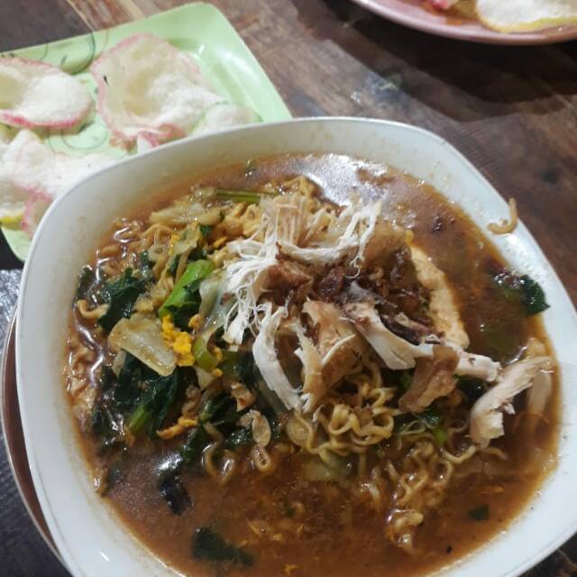 ayu_indahlestaripermata