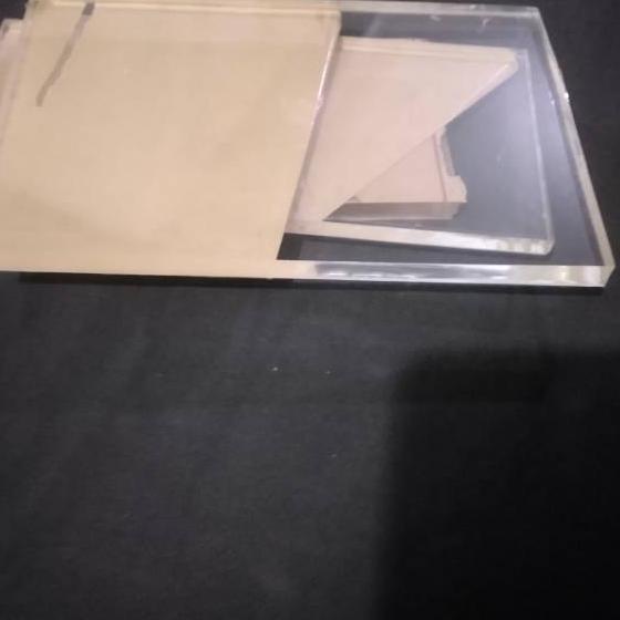 

Acrylic akrilik lembaran 10mm bening ukuran A4 (21x30cm) ..