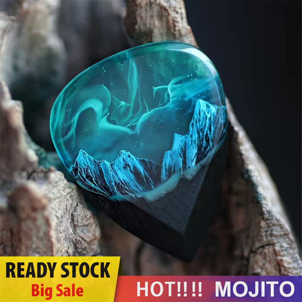 Kalung Rantai Dengan Liontin Bentuk Pick Gitar Bahan Resin Epoksi