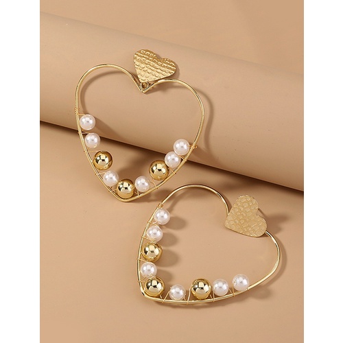 LRC Anting Tusuk Fashion Golden Love Pearl Alloy Stud Earrings P57480