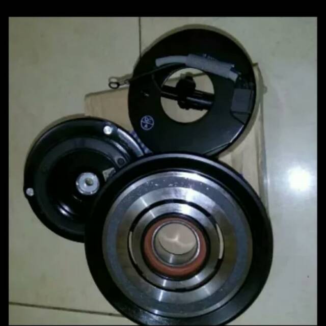 Puli pulley ac kompresor kijang disel denso asli