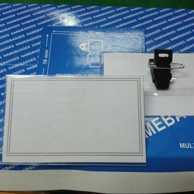 

Name badge / name tag