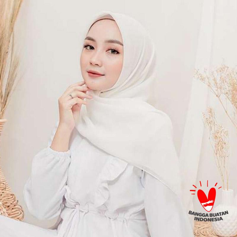 AV - JILBAB HITAM PUTIH SEKOLAH / KERJA HIJAB SEGI EMPAT POLI COTTON 110X110