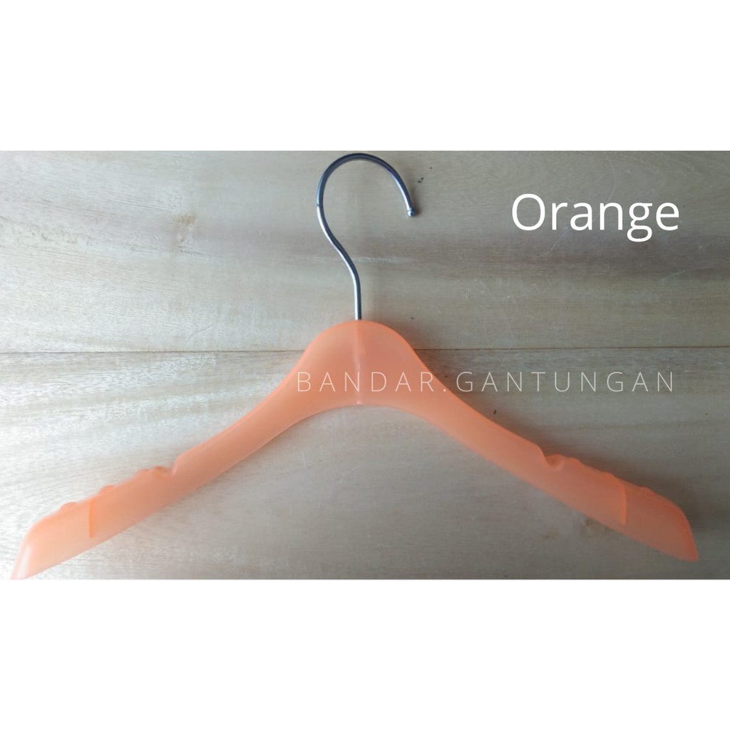 Hanger Plastik 181 Anak Gantungan Baju Anak Display Pakaian Anak Stand Hanger Anak - BH