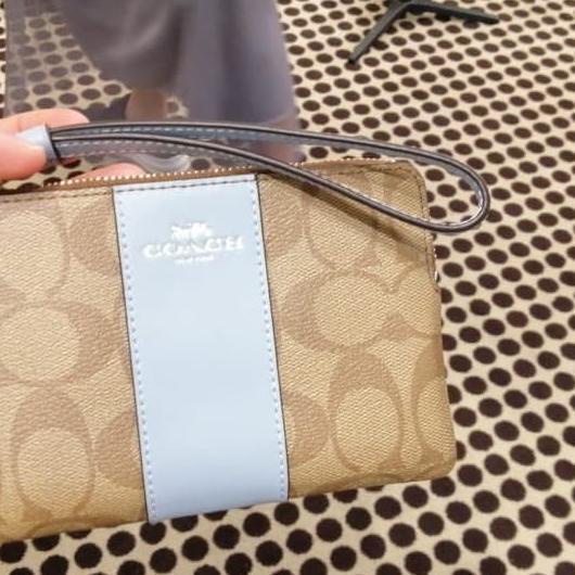 

[[COD]] ID Card or Name Tag Coach Woman FREE ONGKIR Kode 251