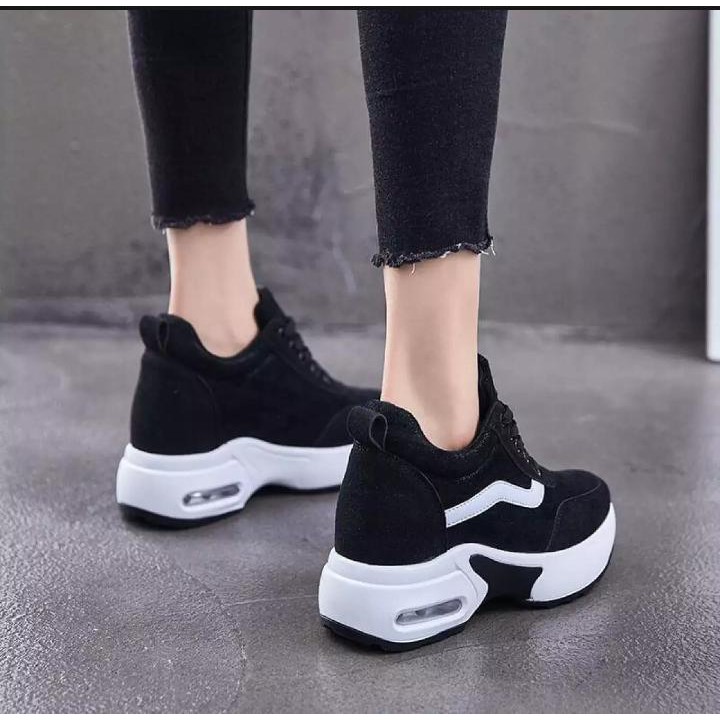 SEPATU SNEAKERS WANITA VANSS TERBARU-HITAM