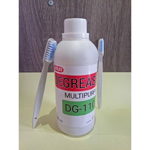 Degreaser pembersih mesin