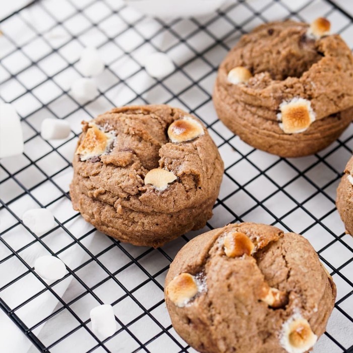 

KERING-KUE- CHOCO SMORES JUMBO COOKIE - CHOCO SMORES, 2 PC -KUE-KERING.