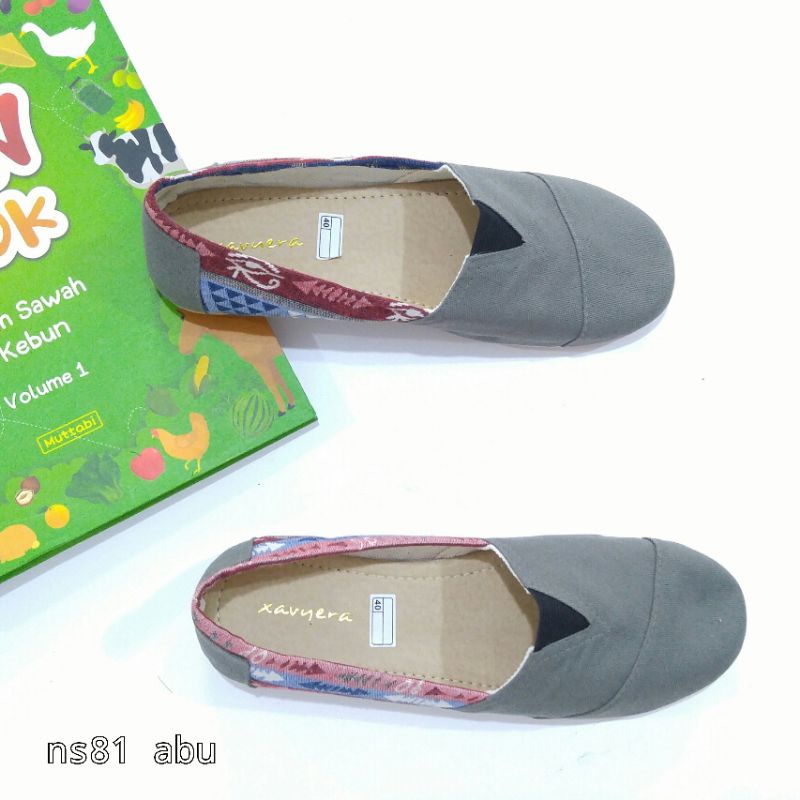 Borneo Sepatu Flatshoes flat Kanvas NS81