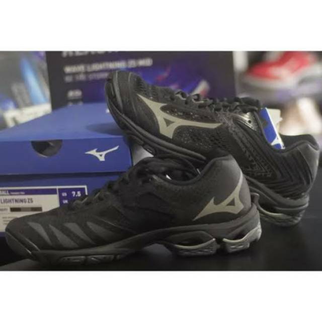 Sepatu Mizuno WLZ 5 Low Art V1GA 190097 Original BNIB Sisa size 40
