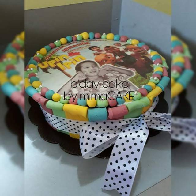 

B'day cake by mimaCAKE
