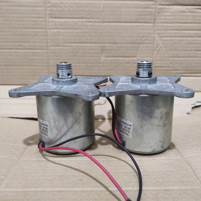 DC MOTOR 110V 2500rpm 0.09A