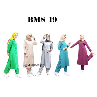 Set Baju  Kaos  OlahRaga Wanita  Muslimah  BMS 19 Bahan Katun 