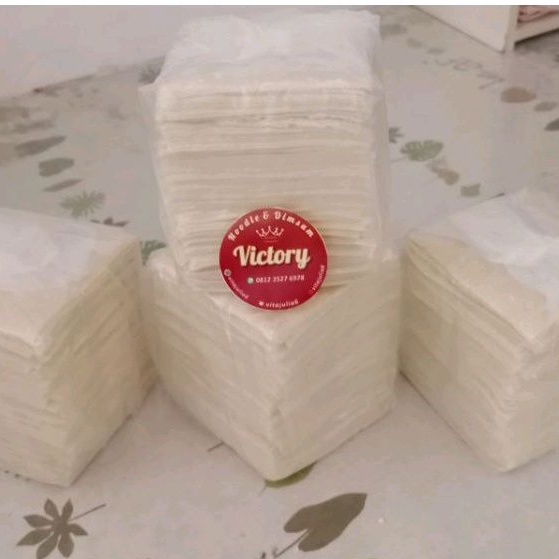 

Kulit pangsit kotak 7cm