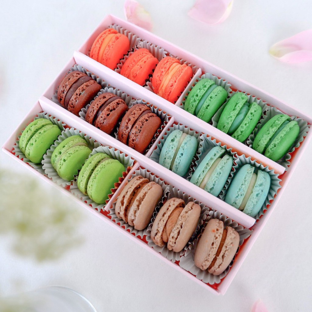 

SPECIAL BABY MACARON 18 PCS