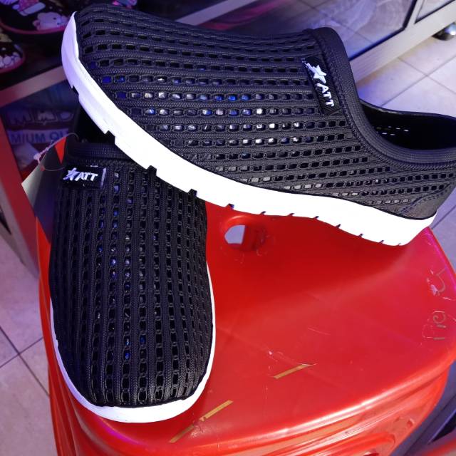 Sepatu karet terbaru sepatu karet att sepatu karet att termurah sepatu karet cowok sepatu