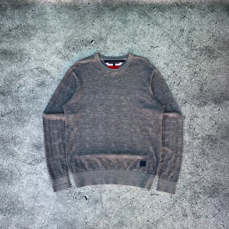 Tommy Hilfiger Dark Grey Knitwear❗️THRIFT❗️ Sweater Rajut Vintage Cardigan Premium Crop Oversize Sec
