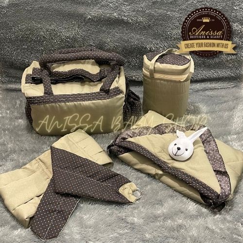 Tas Bayi Set 4 in 1 Selimut dan Gendongan Motif Printing Polka