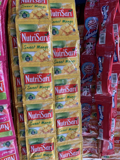 Nutrisari Sweet Mango Mangga 11gr renceng isi 10 sachet x 11 gram