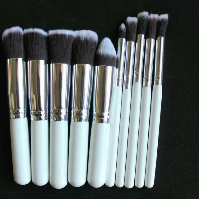 10 SET PAKET KUAS MAKE UP BRUSH MAKE UP KABUKI LALANG BRUSH LEMBUT GRATIS