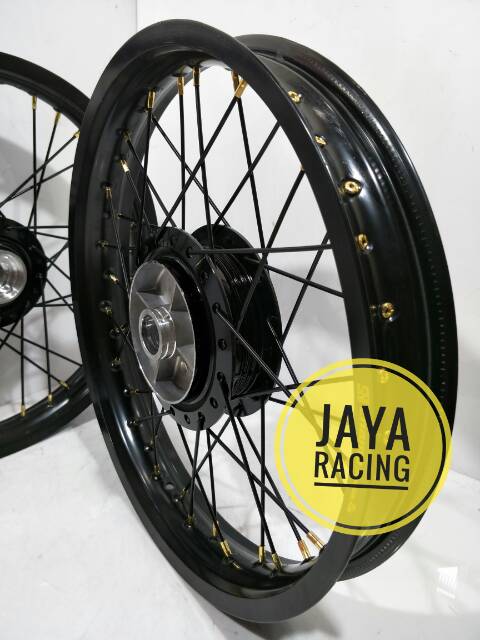 16+ Velg Racing Motor Ring 18 Tapak Lebar - Reyson Automotive
