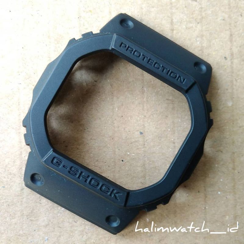 Bezel G-Shock DW-5600 original new