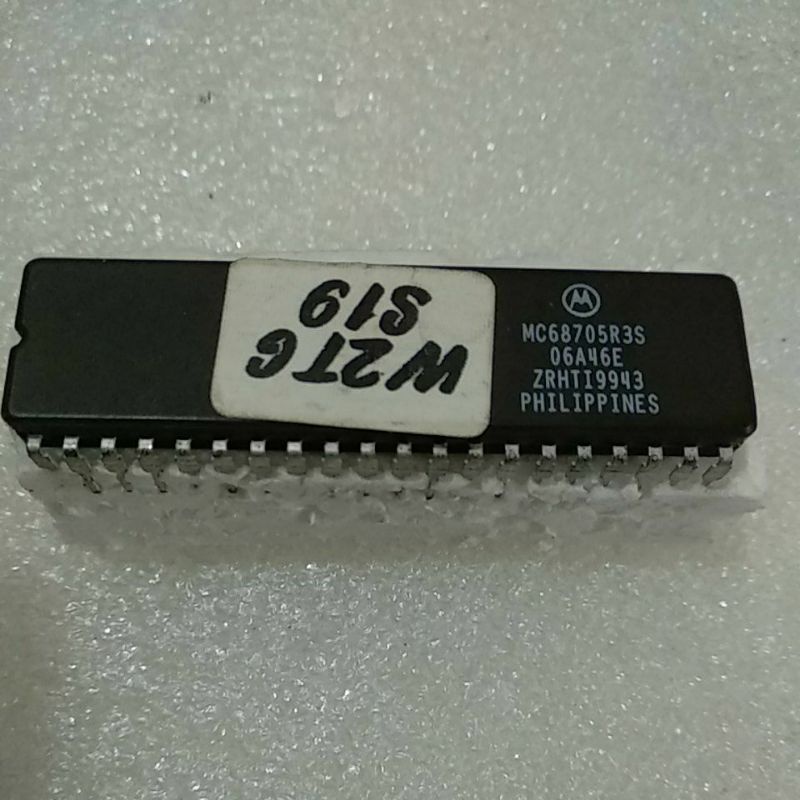 IC MC 68705 R3S