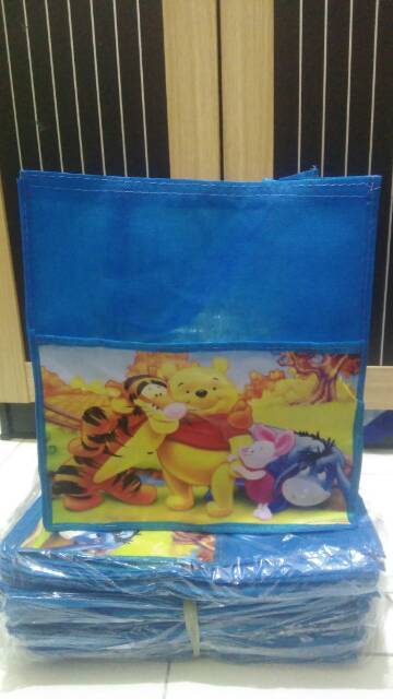 Tas ulang tahun winnie the pooh 2 kantong