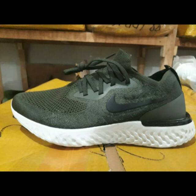 epic pro react flyknit nike