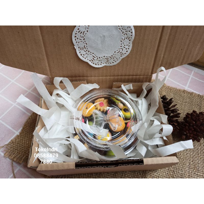 

Hampers Minimalis Hampers Coklat Minimalis Hampers Lebaran Hampers Kue Lebaran