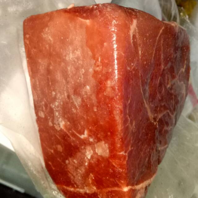 

Daging sapi (beku)