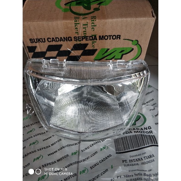 Reflektor lampu depan VEGA R 2004