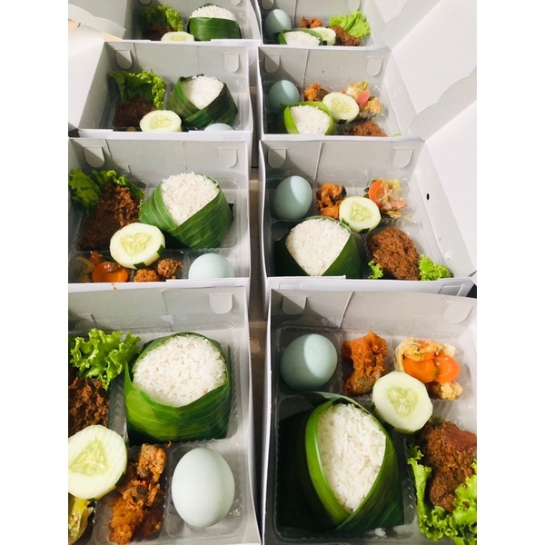 nasi kotak dan ingkung ayam kampung