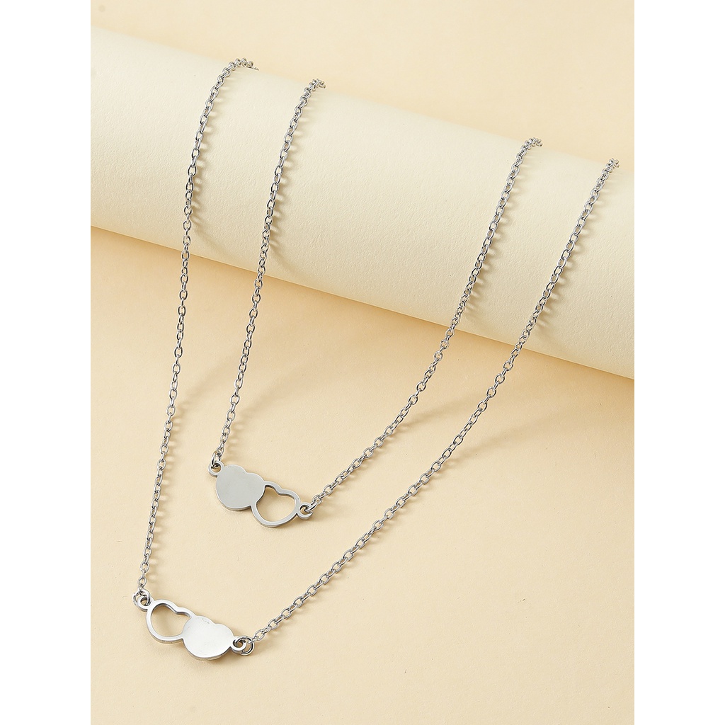 2pcs Kalung Choker Liontin Hati Kompas Bahan Titanium Untuk Pasangan