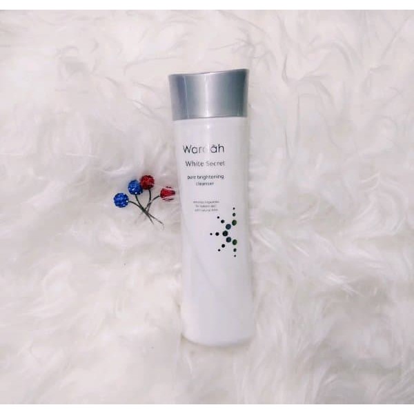 Wardah White Secret Pure Brightening Cleanser